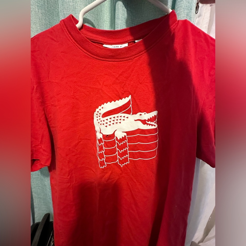 Lacoste regular fit red tee shirt size small